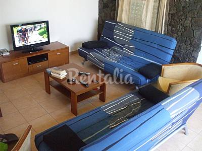Retreat Living-room Isle of Pico Madalena House