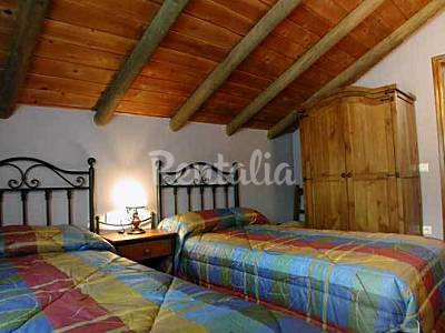 House Bedroom Huesca Biescas House