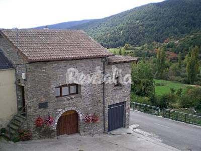 House for rent near Formigal Huesca