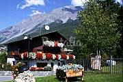 9 Apartamentos y 1 estudio con jardín privado Sondrio