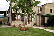 2 Apartments  with swimming pool Siena