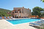 Chalet con piscina cerca de la playa Ibiza