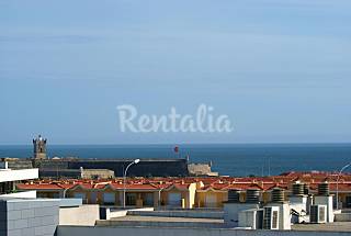 Apartamento com 2 quartos a 500 m da praia