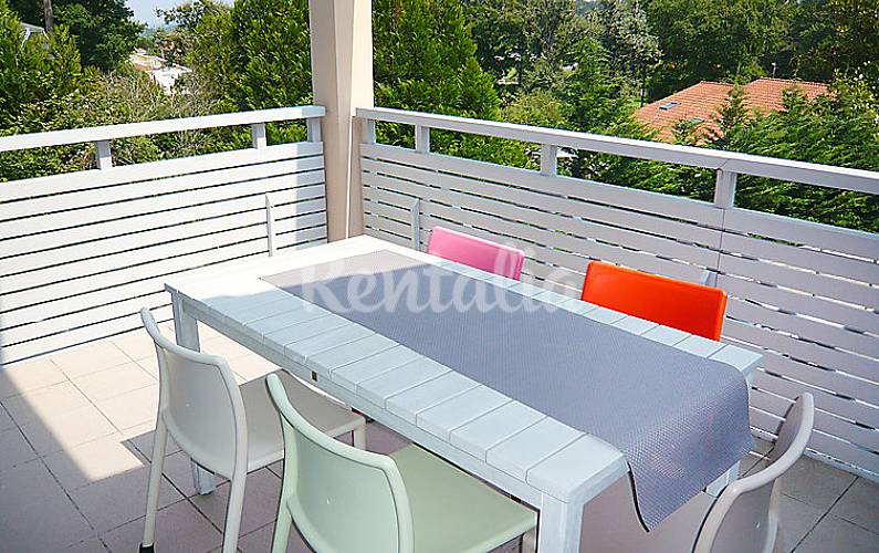 Apartamento en alquiler a 4.5 km de la playa - Biarritz (Pirineos