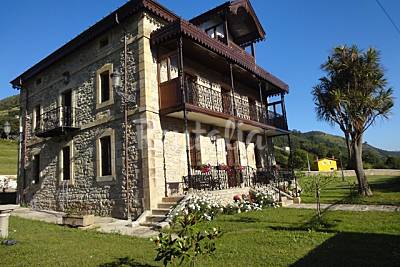 Gran Villa con piscina cubierta, 12 personas Cantabria