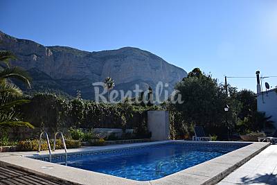 Villa en alquiler a 4 km de la playa Alicante