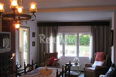 Casa de 3 habitaciones a 11 km de la playa Girona/Gerona