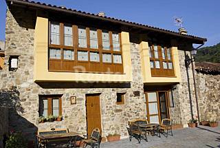 3 Casas en entorno de montaña