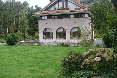 Villa de lujo en alquiler a 2 km de la playa Cantabria