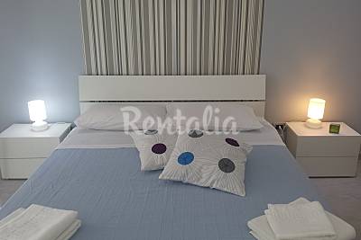 Apartamento para 6-7 personas a 4 km de la playa Nápoles