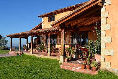 Casa para 10-11 personas con piscina Ávila