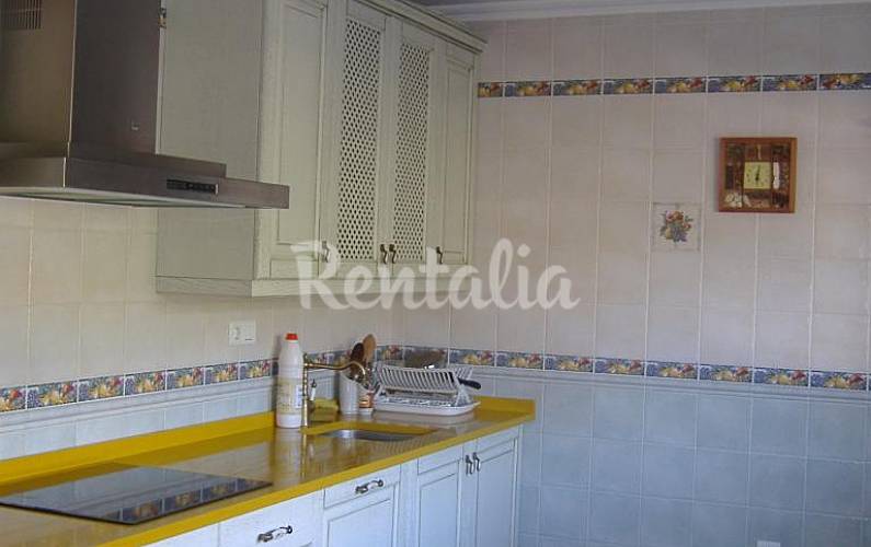 Casa con excelentes vistas cerca de las playas - Villanueva, Liendo