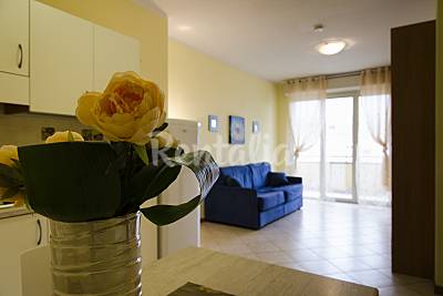 Bilocale 4/6 persone a 50mt dal mare in residence Rimini