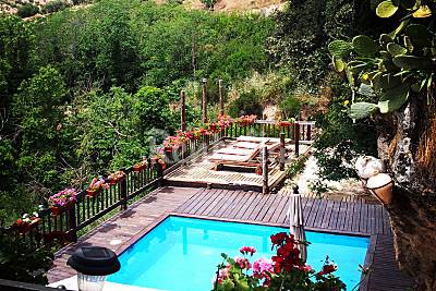 Casa de 3 habitaciones con piscina Granada